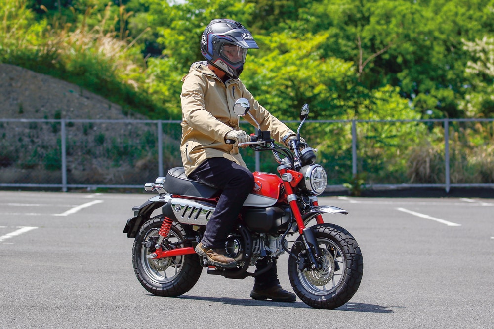 HONDA モンキー125/ABS - バイク足つき アーカイブ - タンデムスタイル