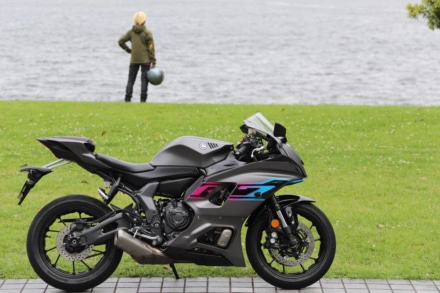 幅広い層がバイクを操る楽しさを堪能できるスーパースポーツ“YZF-R7”