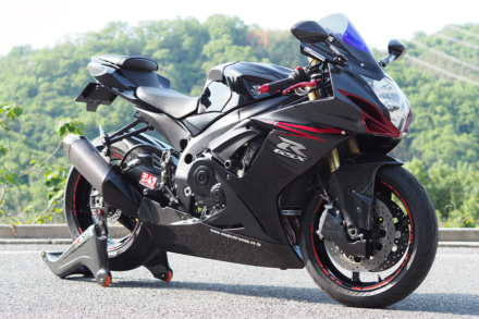 GSX-R750（2011年式以降）をカーボンで彩ろう！