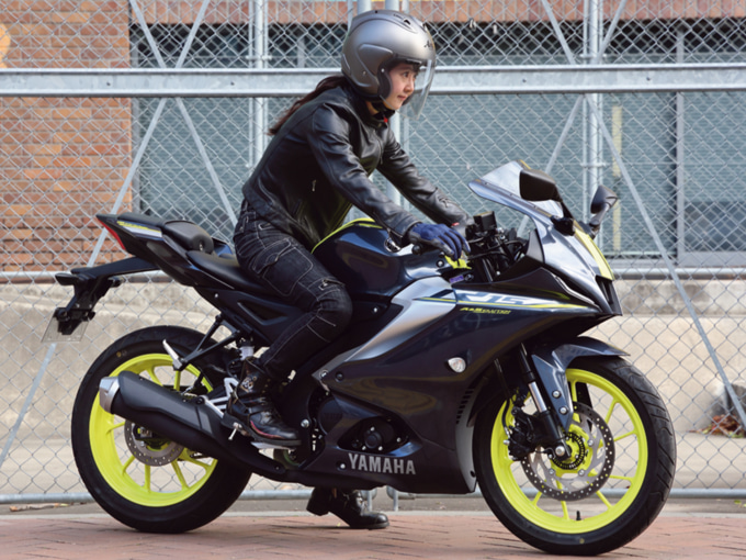 LSB2025_YAMAHA YZF-­­R15 ABS